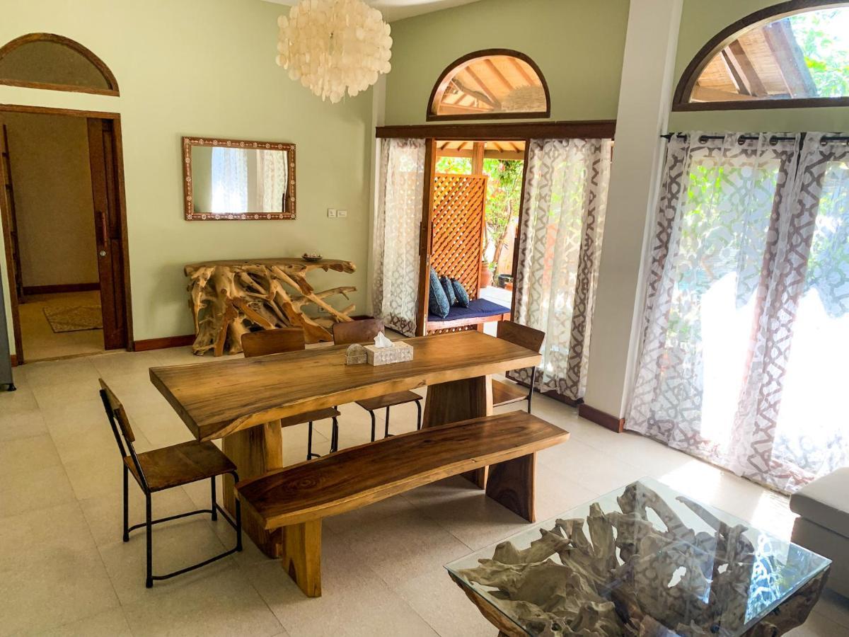 Soraya Yoga Wellness Center Hotel Gili Trawangan Buitenkant foto