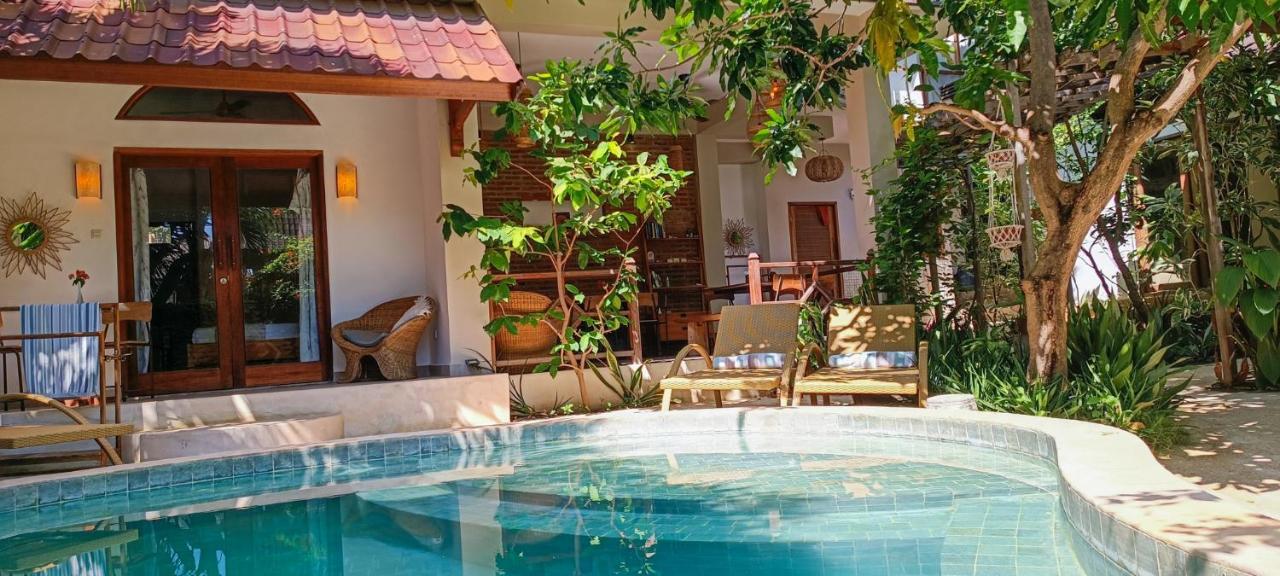 Soraya Yoga Wellness Center Hotel Gili Trawangan Buitenkant foto