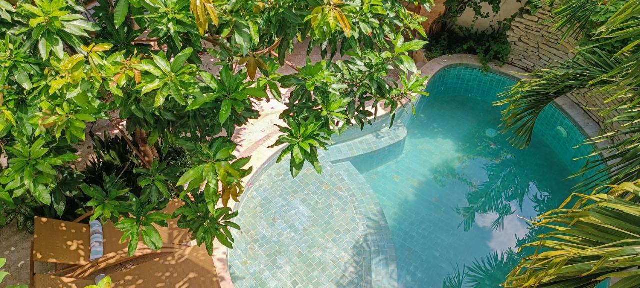 Soraya Yoga Wellness Center Hotel Gili Trawangan Buitenkant foto