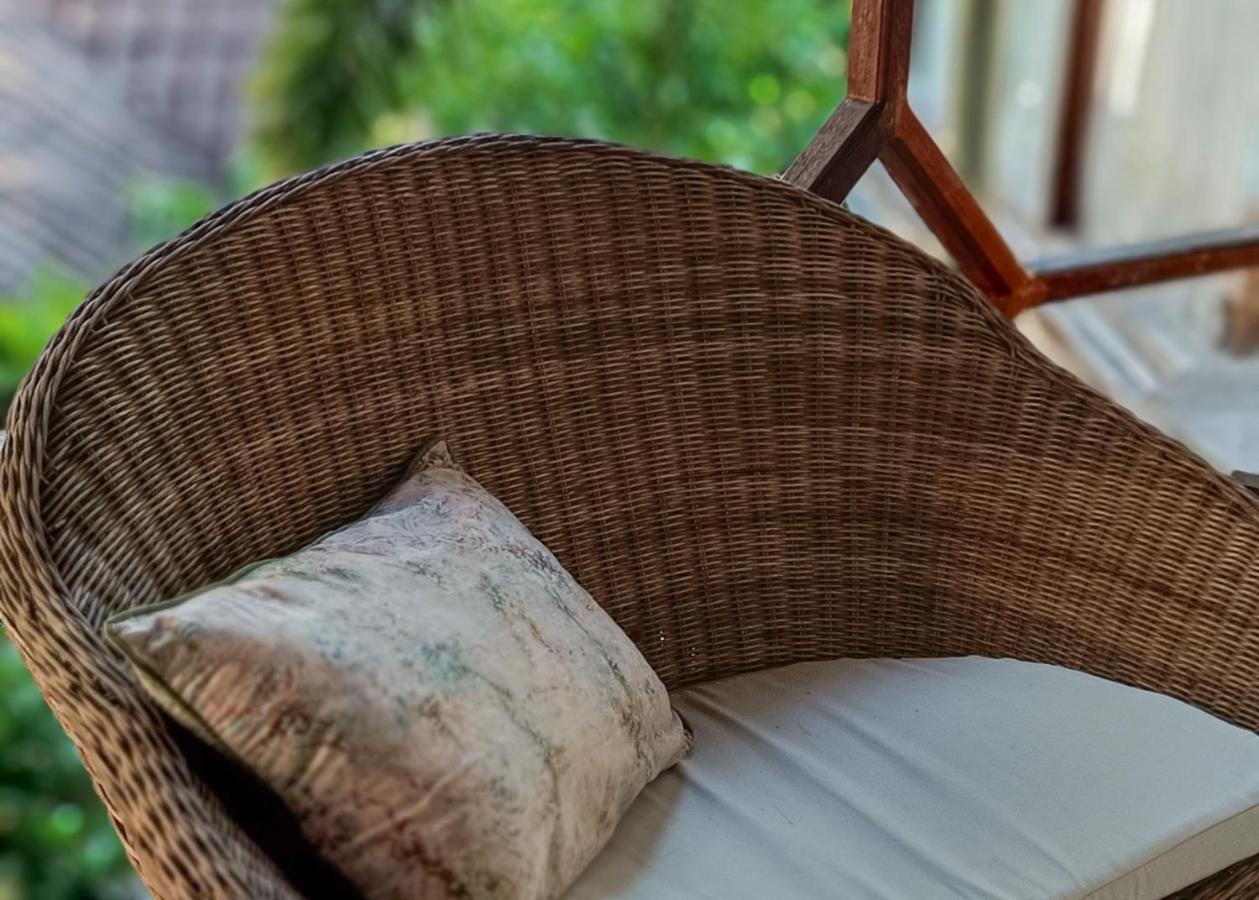Soraya Yoga Wellness Center Hotel Gili Trawangan Buitenkant foto